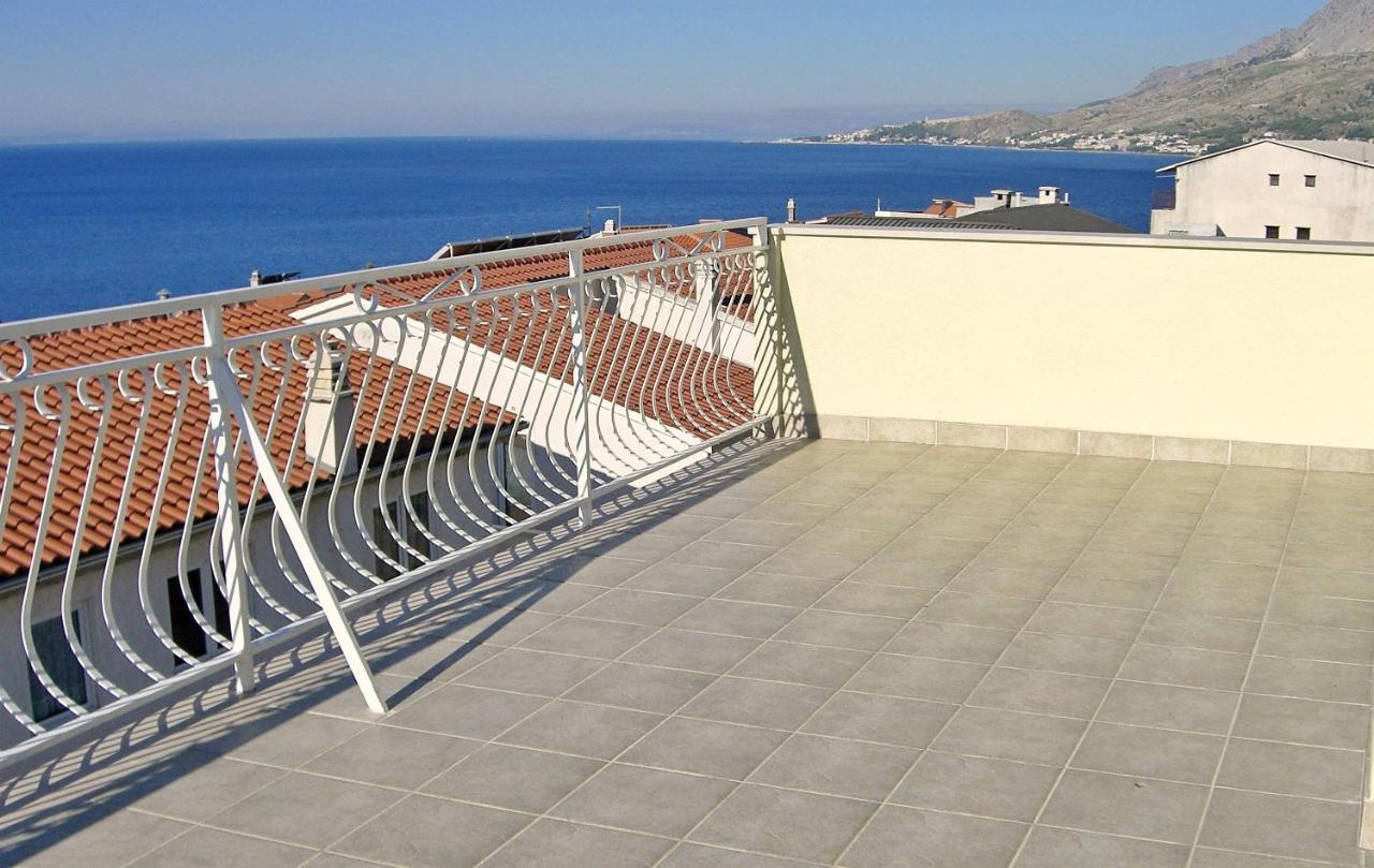 Apartments Marko Nemira Omis Exterior photo