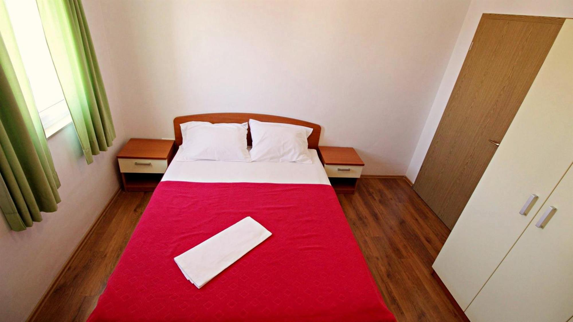 Apartments Marko Nemira Omis Room photo